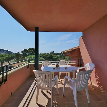 Apartamento Con Piscina En 雅弗郎其 外观 照片