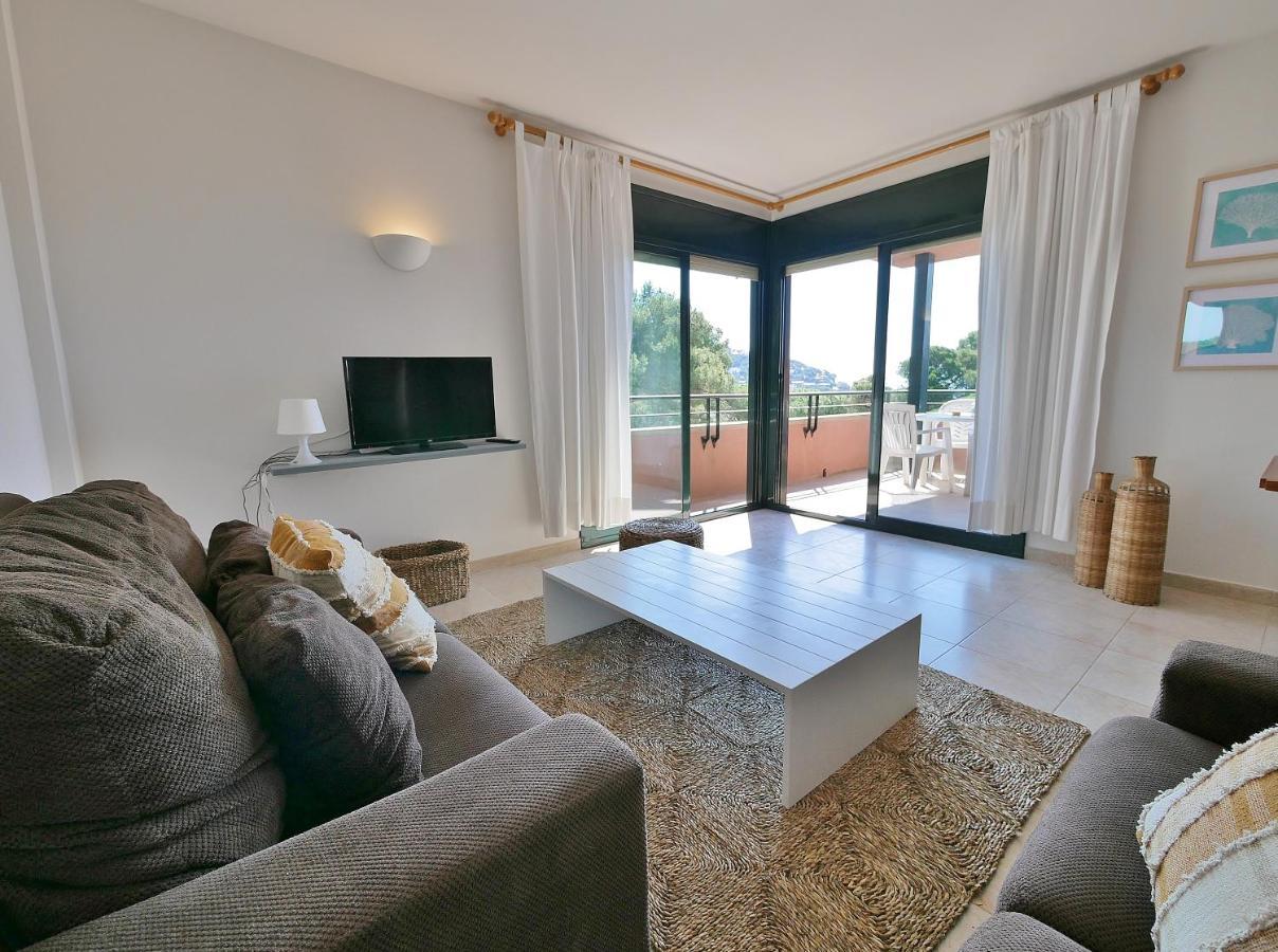Apartamento Con Piscina En 雅弗郎其 外观 照片