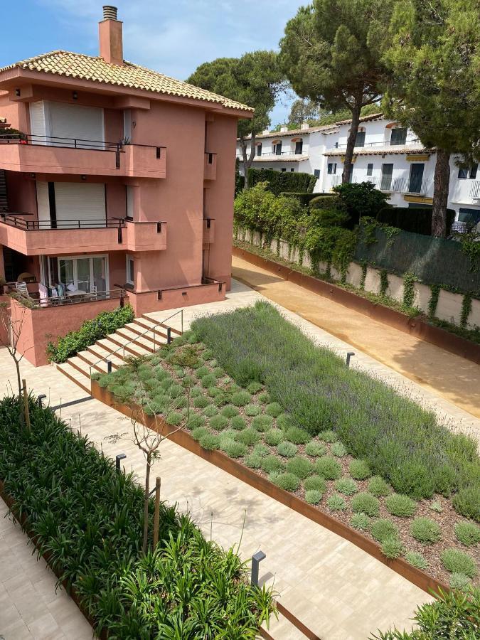 Apartamento Con Piscina En 雅弗郎其 外观 照片