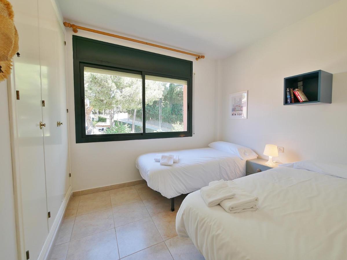 Apartamento Con Piscina En 雅弗郎其 外观 照片